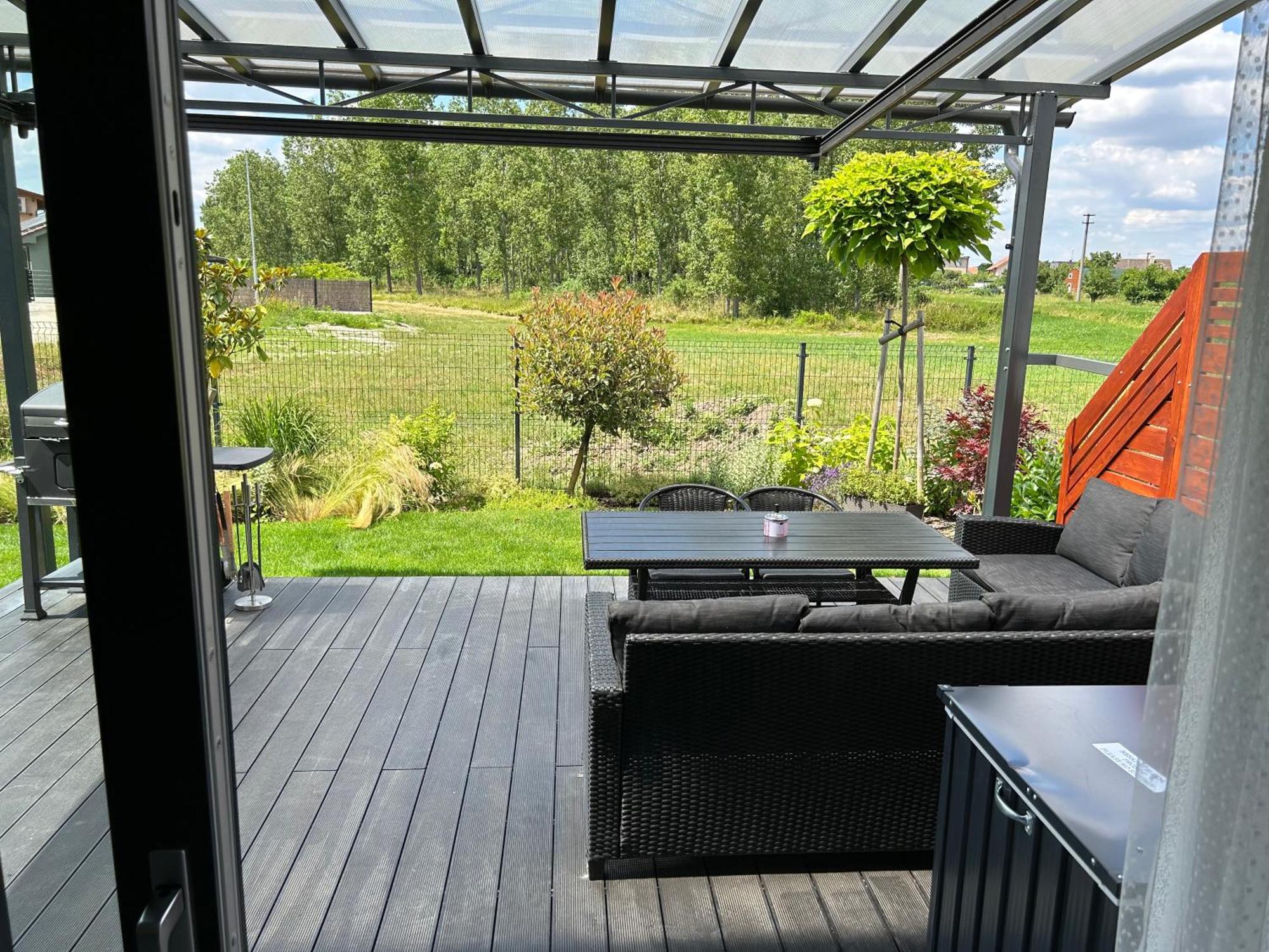 Apartman Zuzana Nesvady 客房 照片